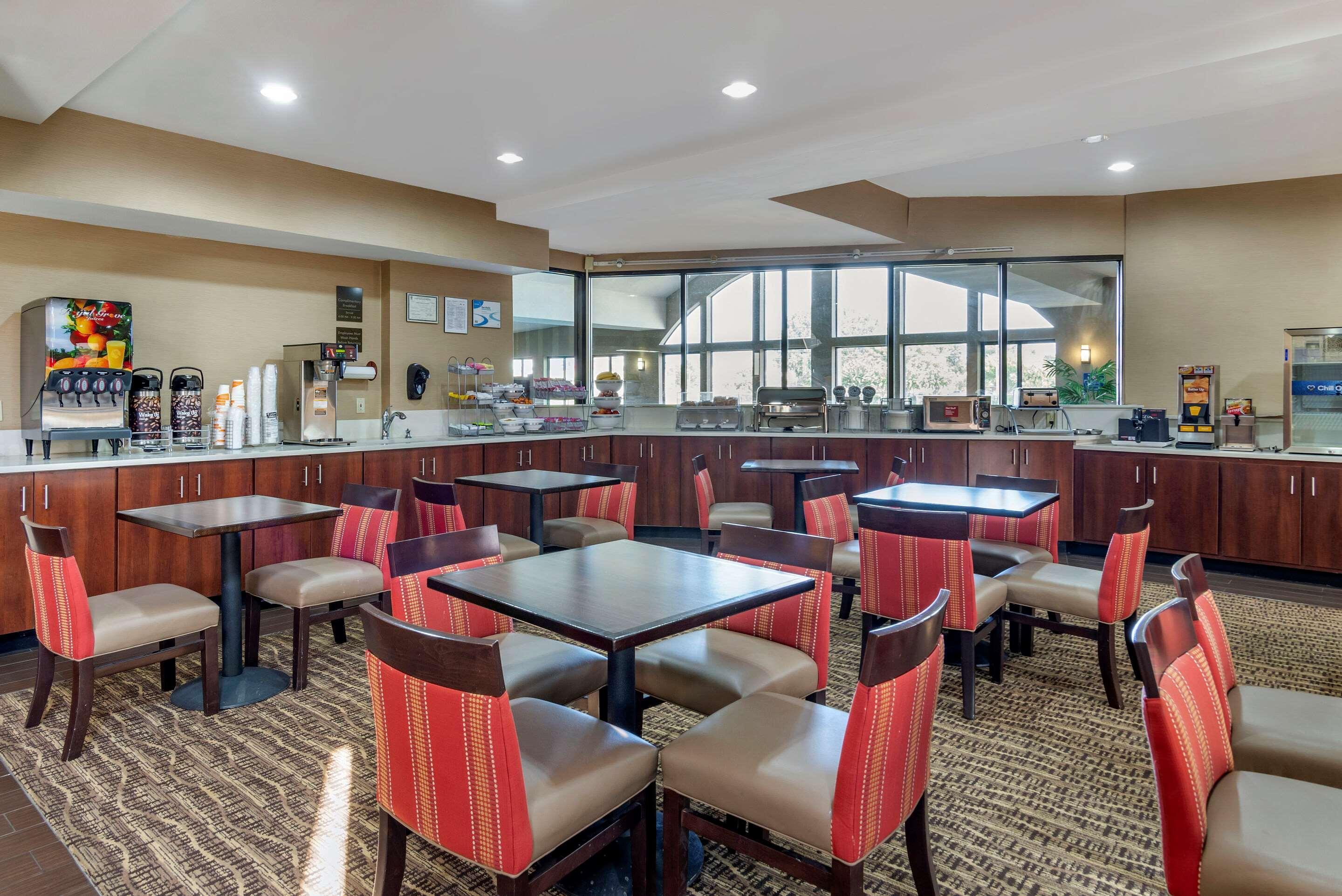 Comfort Suites Near Robins Air Force Base Warner Robins Εξωτερικό φωτογραφία