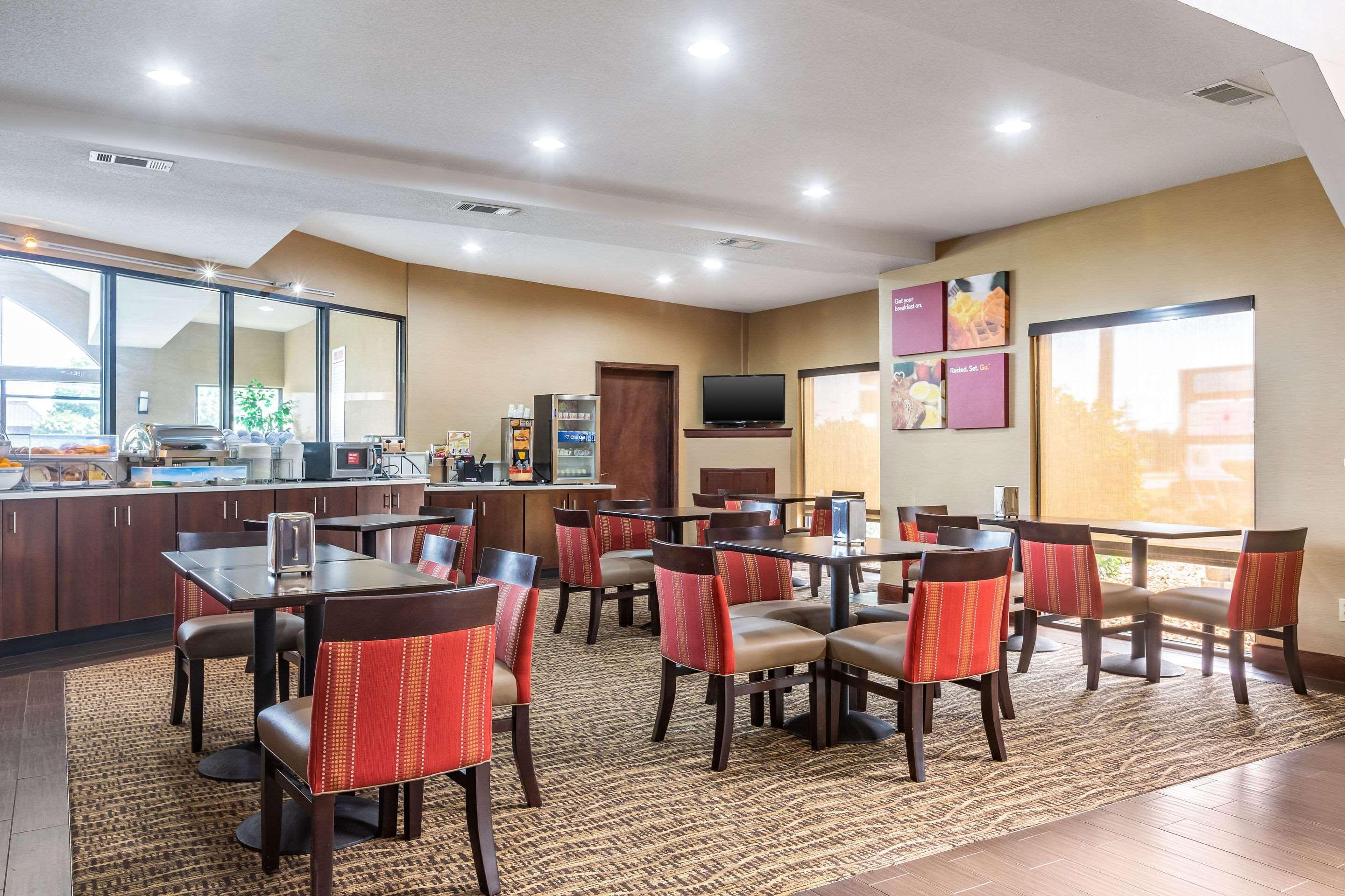 Comfort Suites Near Robins Air Force Base Warner Robins Εξωτερικό φωτογραφία