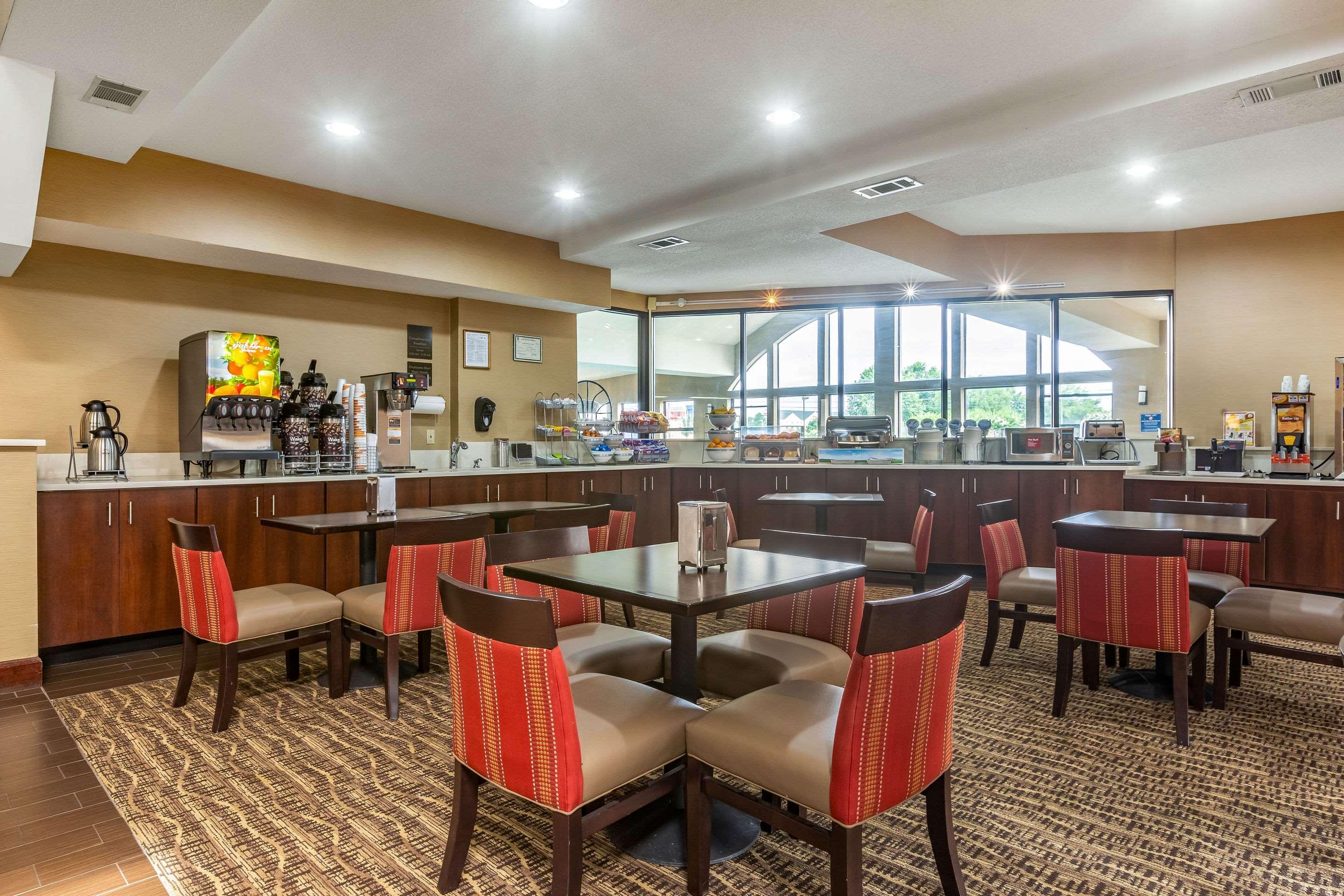 Comfort Suites Near Robins Air Force Base Warner Robins Εξωτερικό φωτογραφία