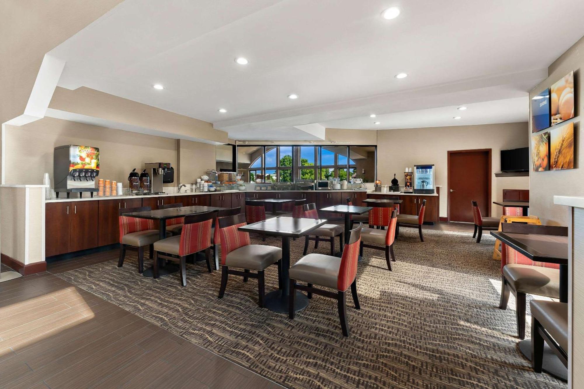 Comfort Suites Near Robins Air Force Base Warner Robins Εξωτερικό φωτογραφία