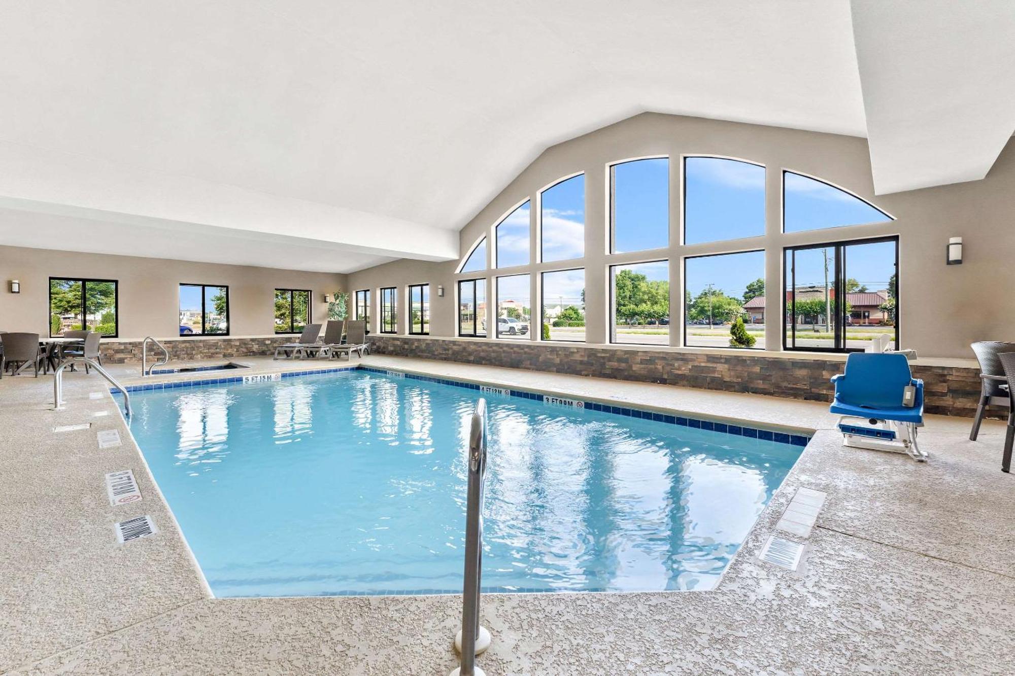 Comfort Suites Near Robins Air Force Base Warner Robins Εξωτερικό φωτογραφία
