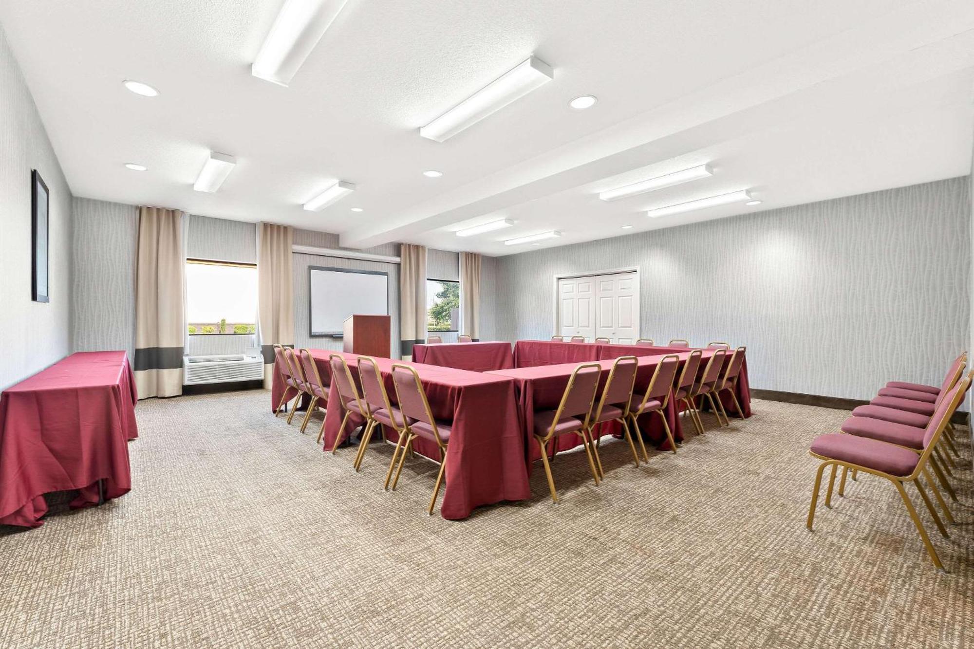 Comfort Suites Near Robins Air Force Base Warner Robins Εξωτερικό φωτογραφία